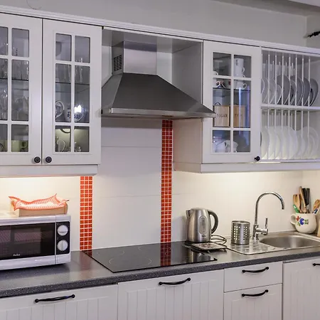 W Dolinie Slonca Z Ogrodkiem & شقة كوشتيليسكا