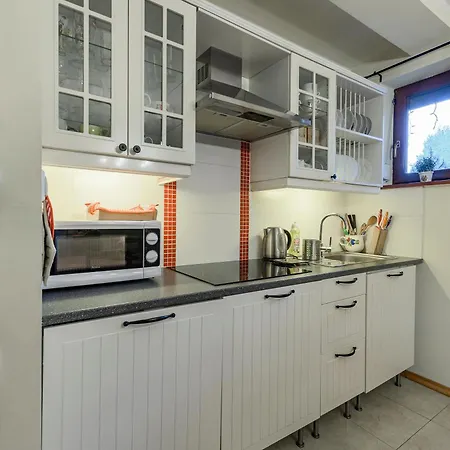 W Dolinie Slonca Z Ogrodkiem &