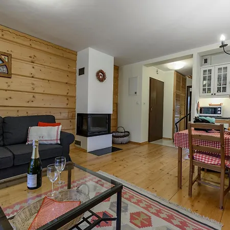 W Dolinie Slonca Z Ogrodkiem & * كوشتيليسكا