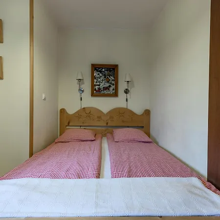 Apartment W Dolinie Slonca Z Ogrodkiem & *