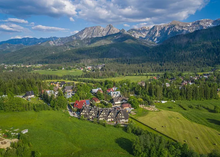 Appartement W Dolinie Slonca Z Ogrodkiem & *